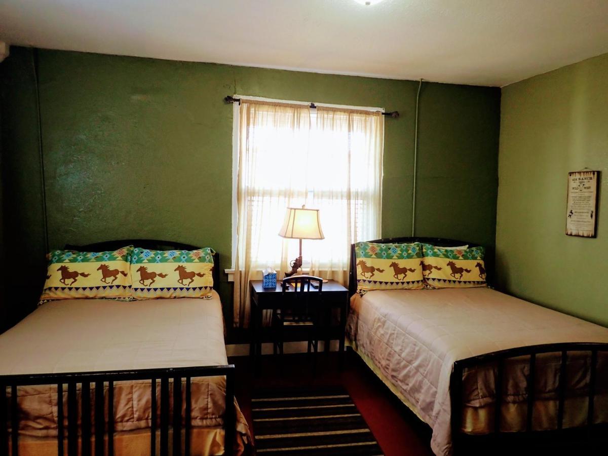 Hotel Whiting Pawhuska Bagian luar foto