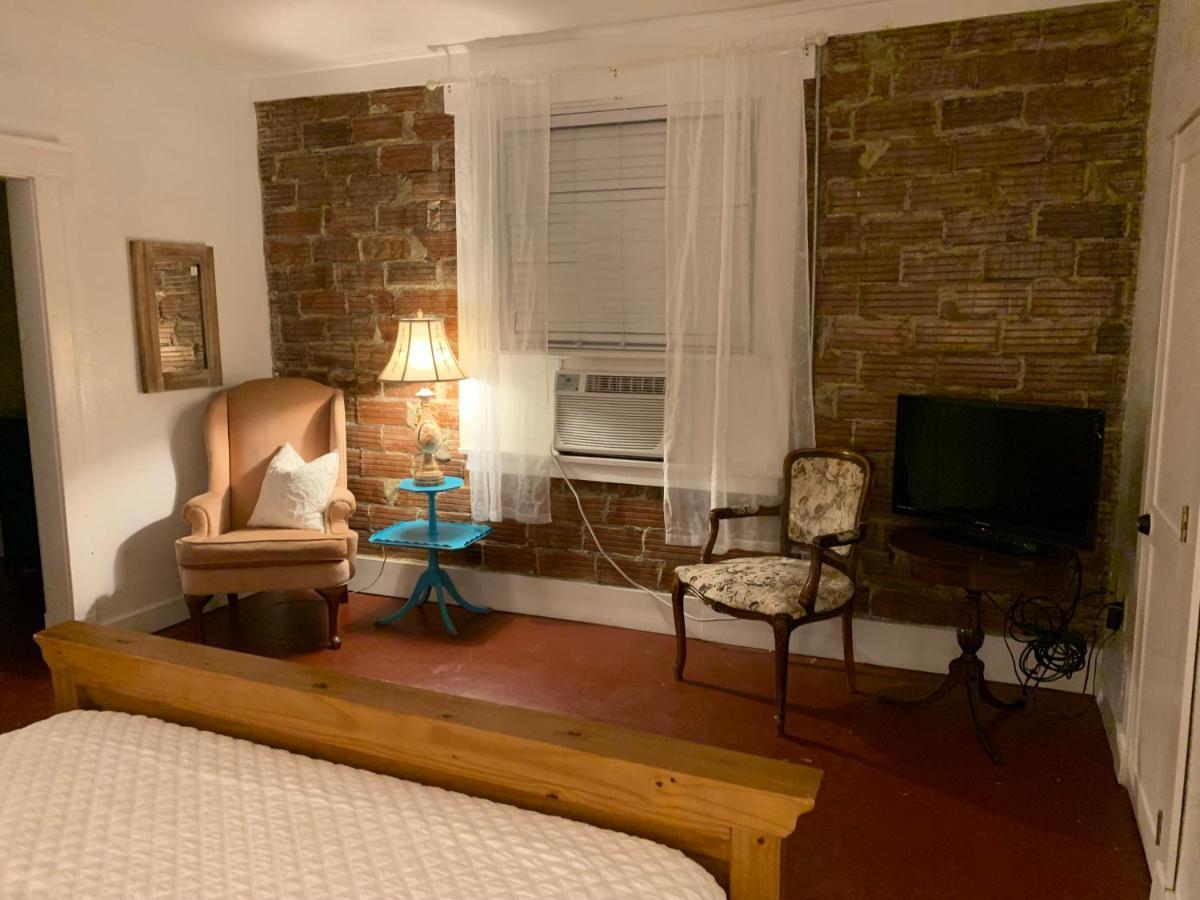 Hotel Whiting Pawhuska Bagian luar foto