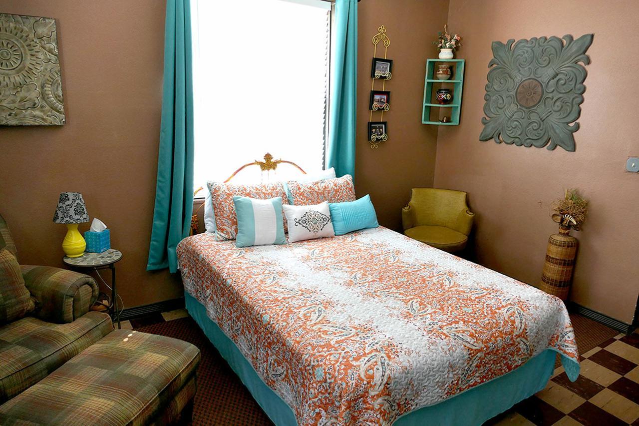 Hotel Whiting Pawhuska Bagian luar foto